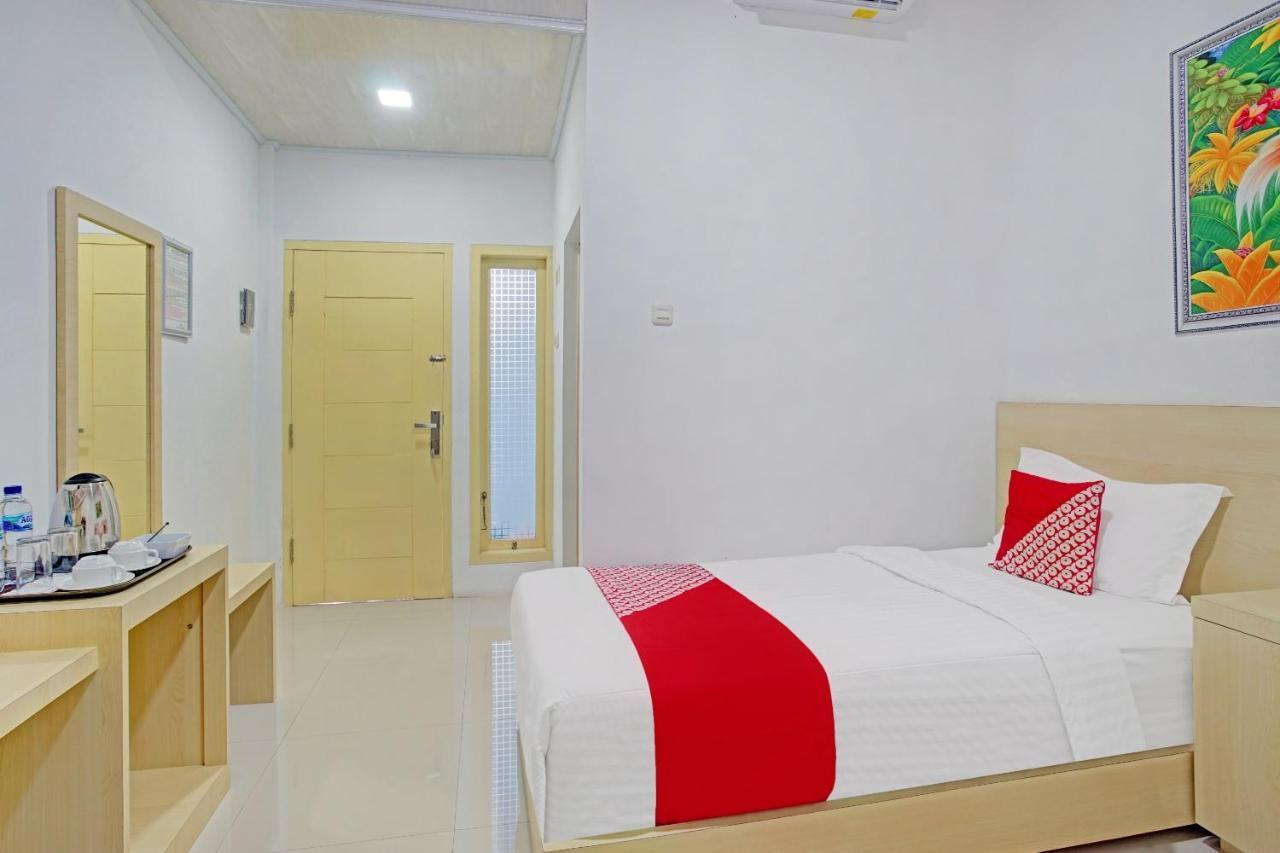 Oyo 90404 Pringombo Homestay 2 Syariah Μπαντάρ Λαμπούνγκ Εξωτερικό φωτογραφία